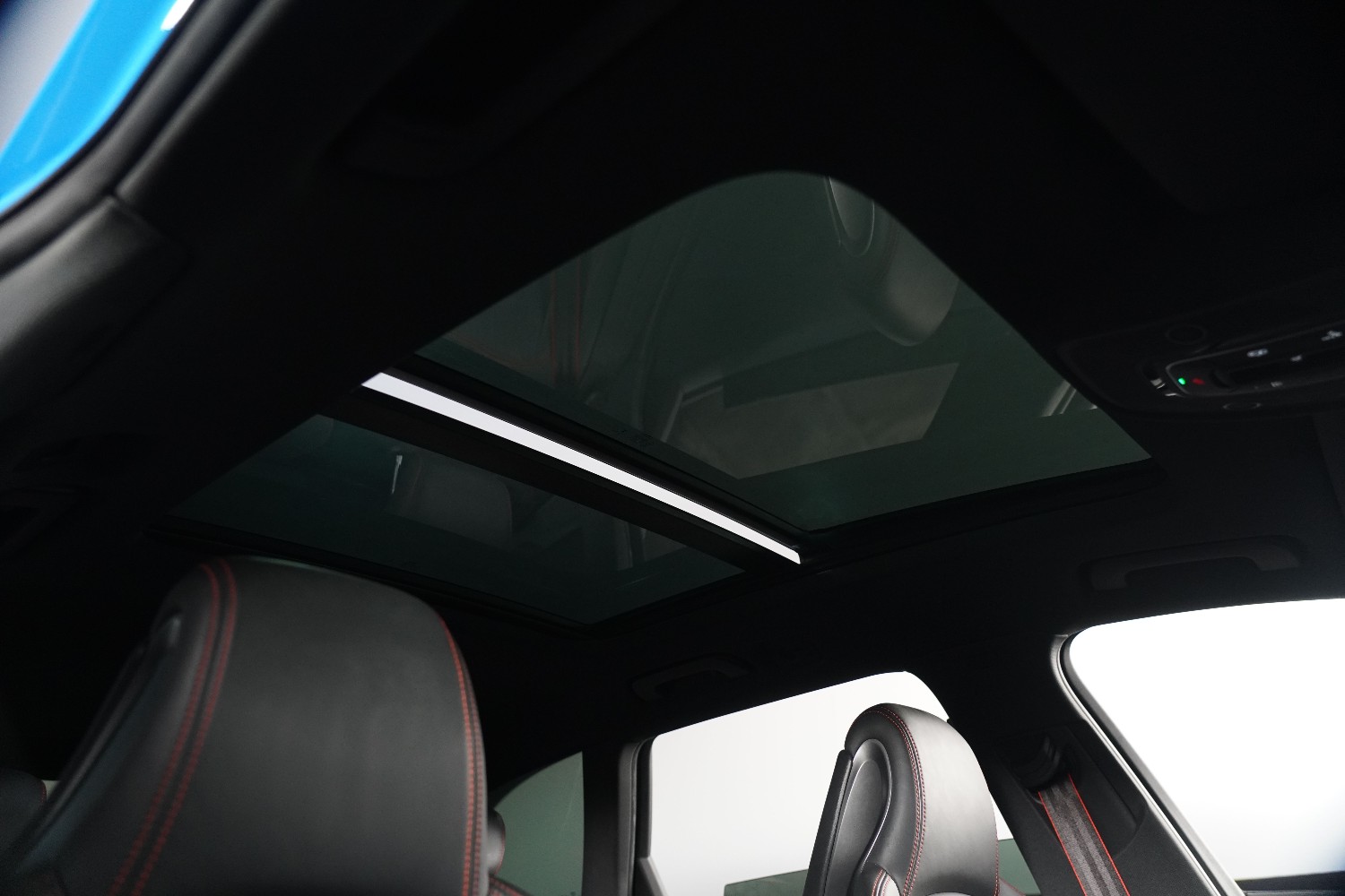 2021 Audi RS4  Quattro SUV Image 28