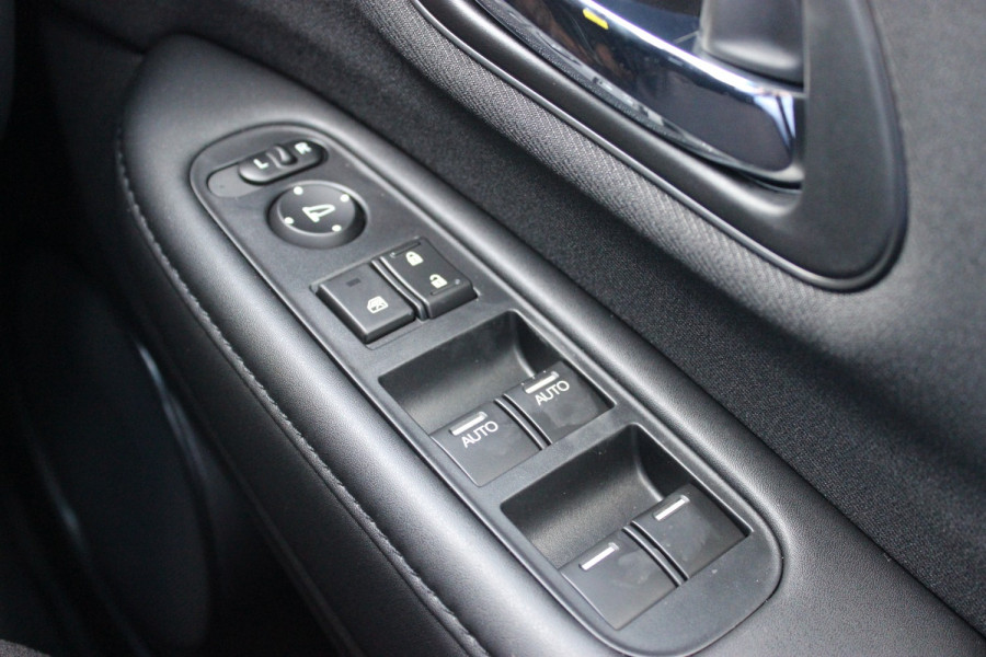 2020 MY21 Honda HR-V VTi Hatchback Image 20