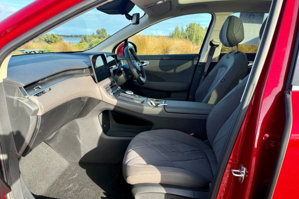 2026 MG MGS6 EV IS3E Essence SUV Image 14