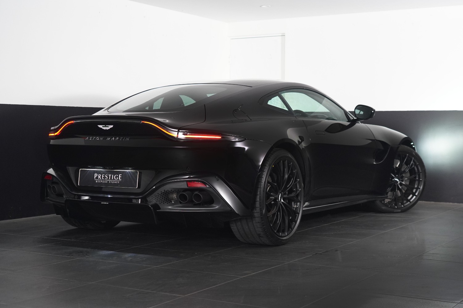 2022 Aston Martin Vantage Coupe Image 20