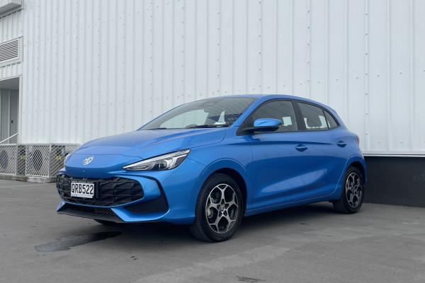 2024 MG MG3 ESSENCE 1.5P/CVT Hatch