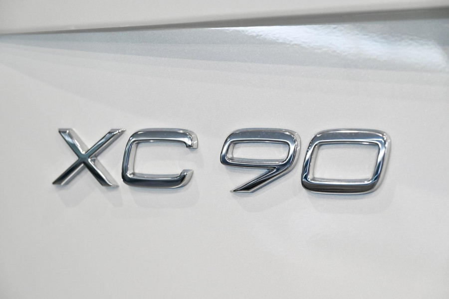 2024 MY25 Volvo XC90 L Series Ultra T8 Plug-In Hybrid SUV Image 9