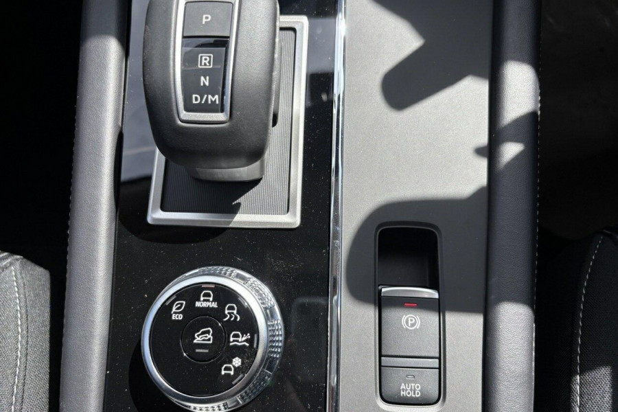 2024 Mitsubishi Outlander ZM LS SUV Image 31