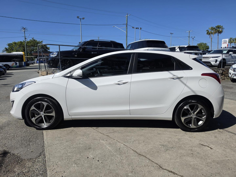 2015 MY16 Hyundai i30 GD3 Series II Active X Hatch Image 10
