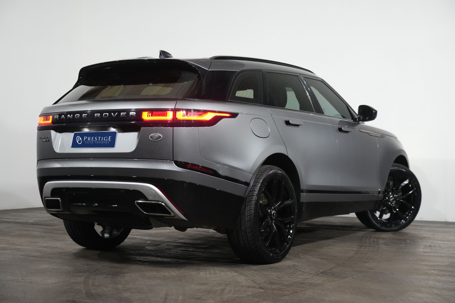 2017 Land Rover Range Rover Velar L560 D300 R-Dynamic S SUV Image 7