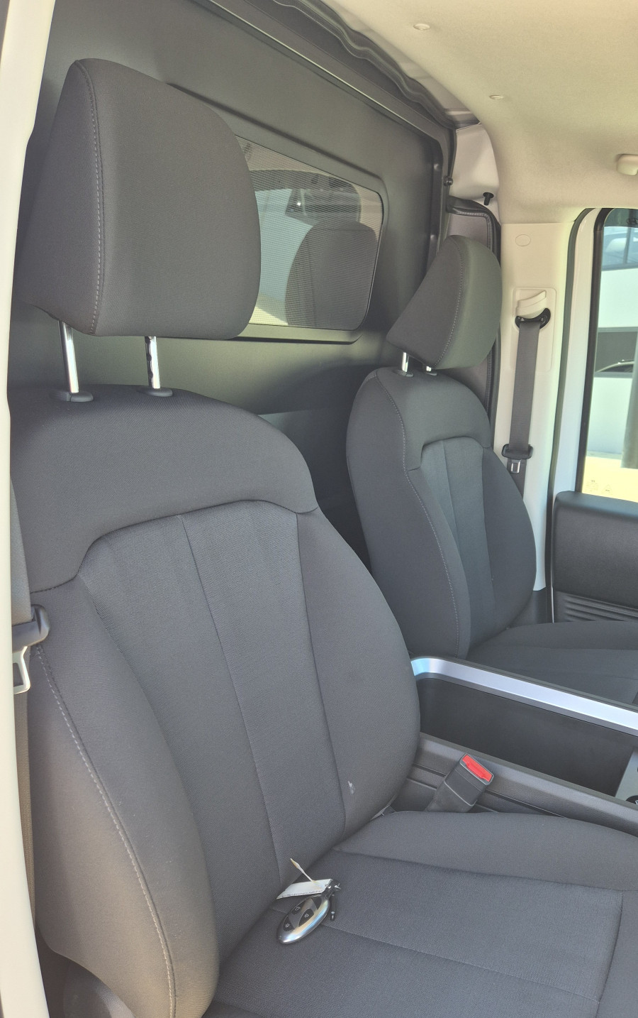 2026 MY27 Hyundai Staria Load US4.V4  Van Image 9
