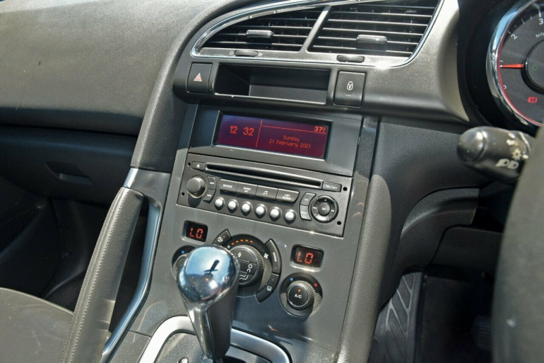 Autoradio d'origine PEUGEOT 3008 1