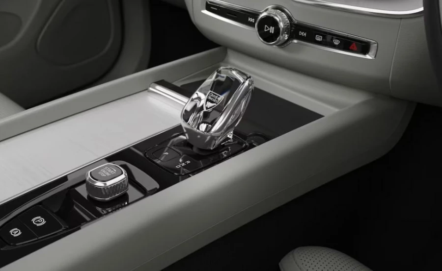 2026 Volvo XC60 UZ Ultra B5 Dark SUV Image 6