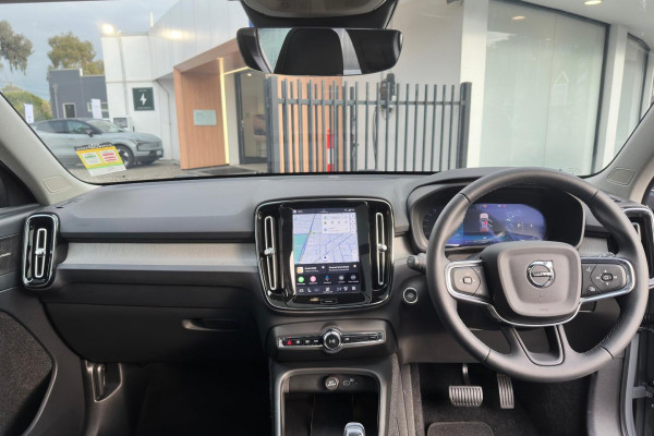 2025 MY26 Volvo XC40 XZ Ultra B4 Bright SUV Image 10