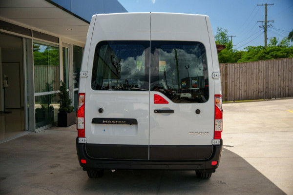 2025 Renault Master X62 Phase 2 Pro 110kW MWB Van