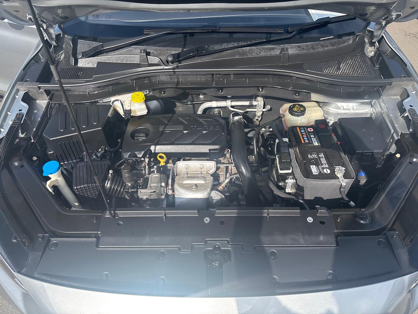 2023 MG ZST  Essence SUV Image 34