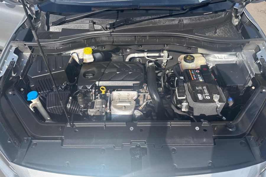 2023 MG ZST  Essence SUV Image 34