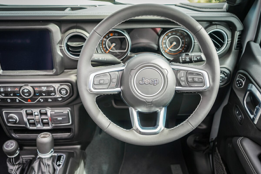 2023 Jeep Wrangler JL Unlimited Overland SUV Image 25