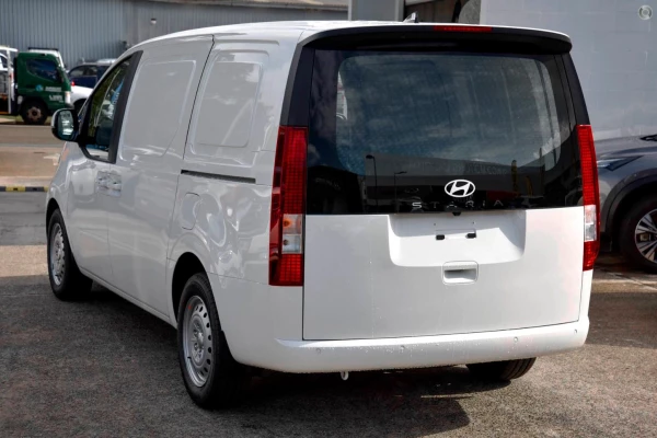 2026 MY27 Hyundai Staria Load US4.V4  Van Image 3