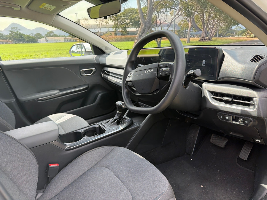 2025 Kia K4 CL4m Sport Sedan Image 6