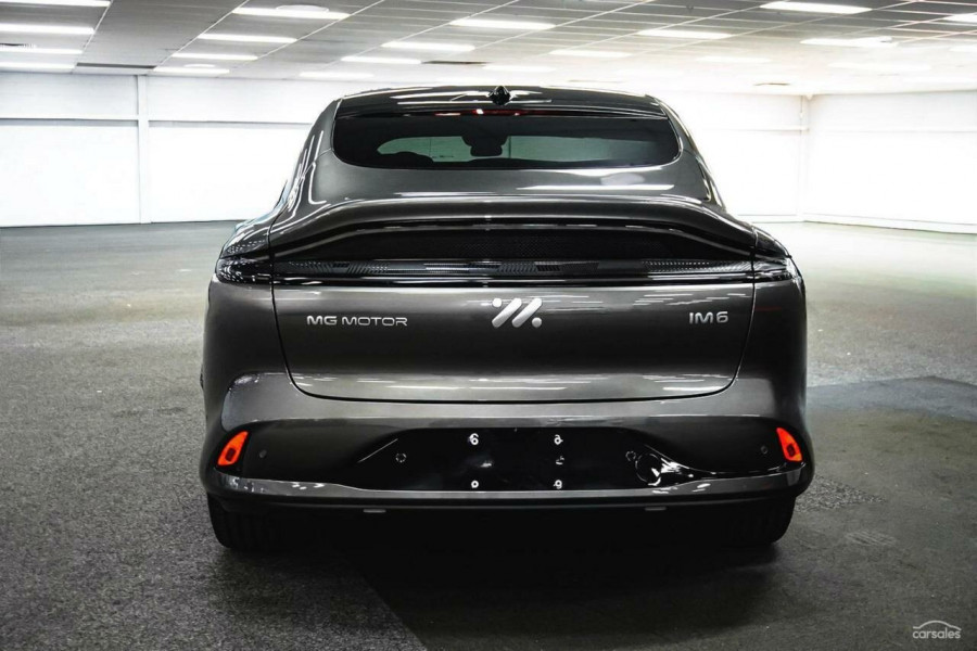 2026 MY25 MG IM6 S12L Premium SUV Image 3