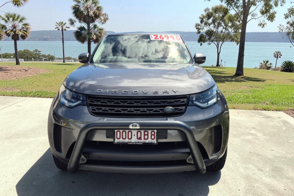 2017 Land Rover Discovery Series 5 SE SUV Image 2