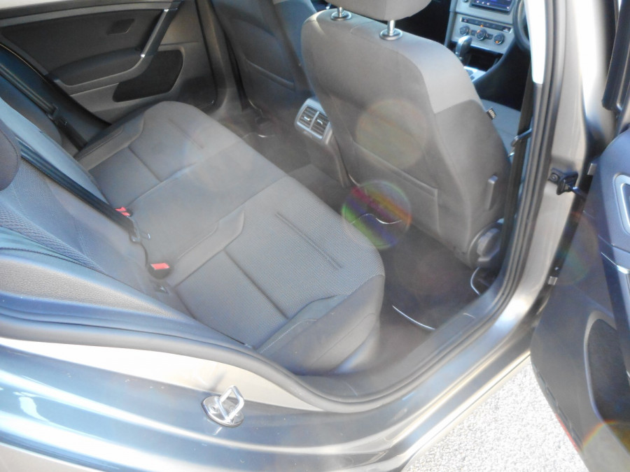 2017 Volkswagen Golf Hatchback Image 12