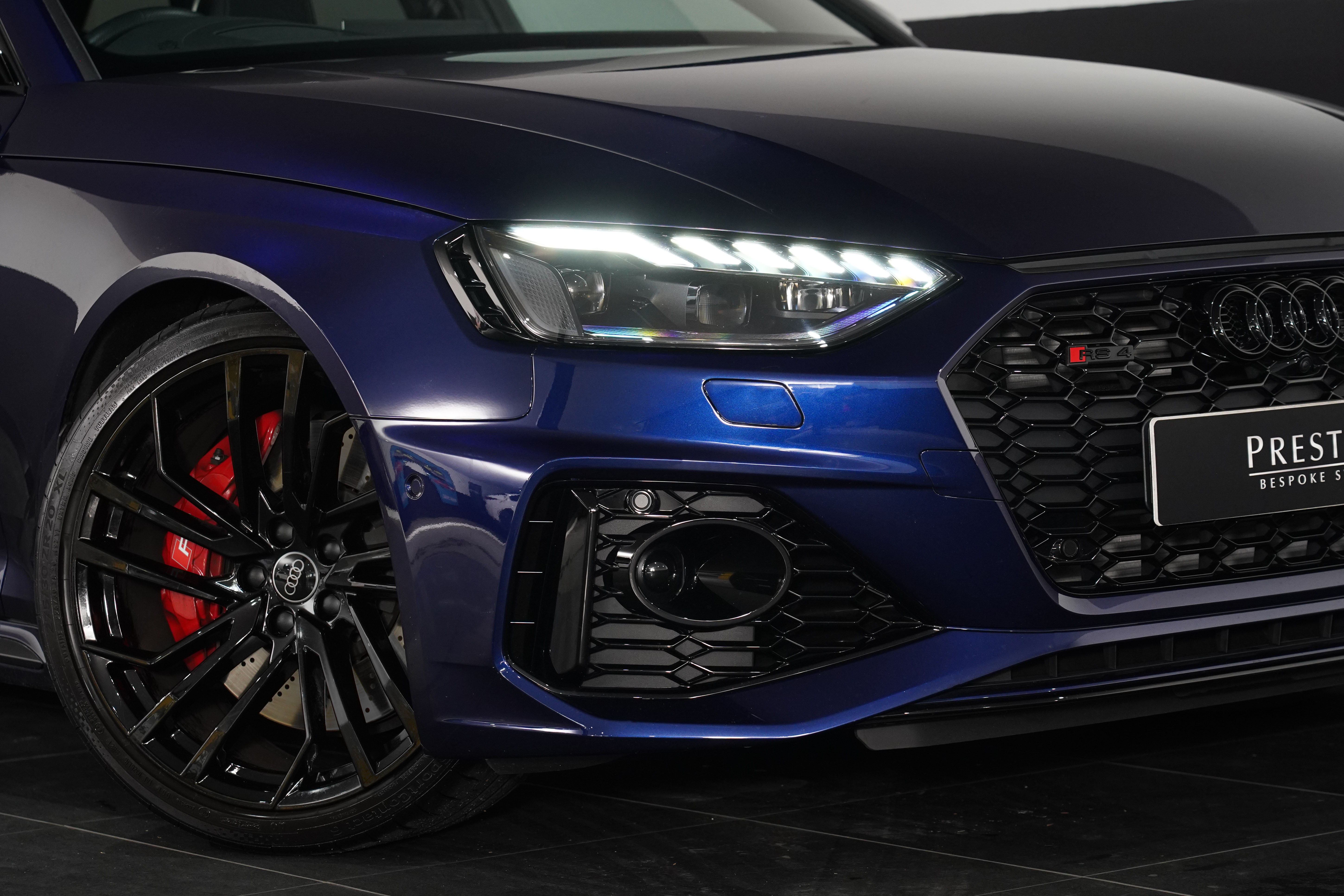 2022 Audi Rs4 Avant  SUV Image 9