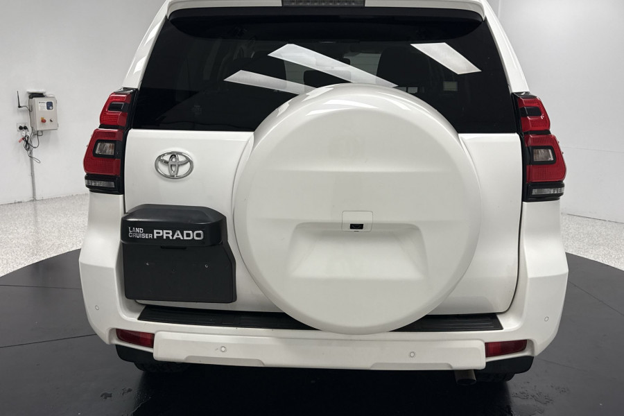 2022 Toyota LandCruiser Prado GDJ150R GXL SUV Image 10