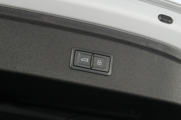 2026 MY25 Audi A3 GY TFSI 150kW S line Hatch image 17