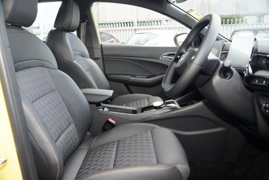 2024 MY24.5 MG MG3 ZP22 Essence Hybrid+ Hatch Image 9