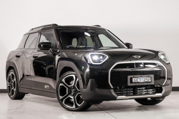 MINI Aceman SE Favoured J05