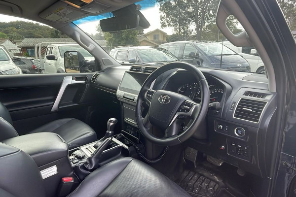2020 Toyota LandCruiser Prado GDJ150R VX SUV Image 9