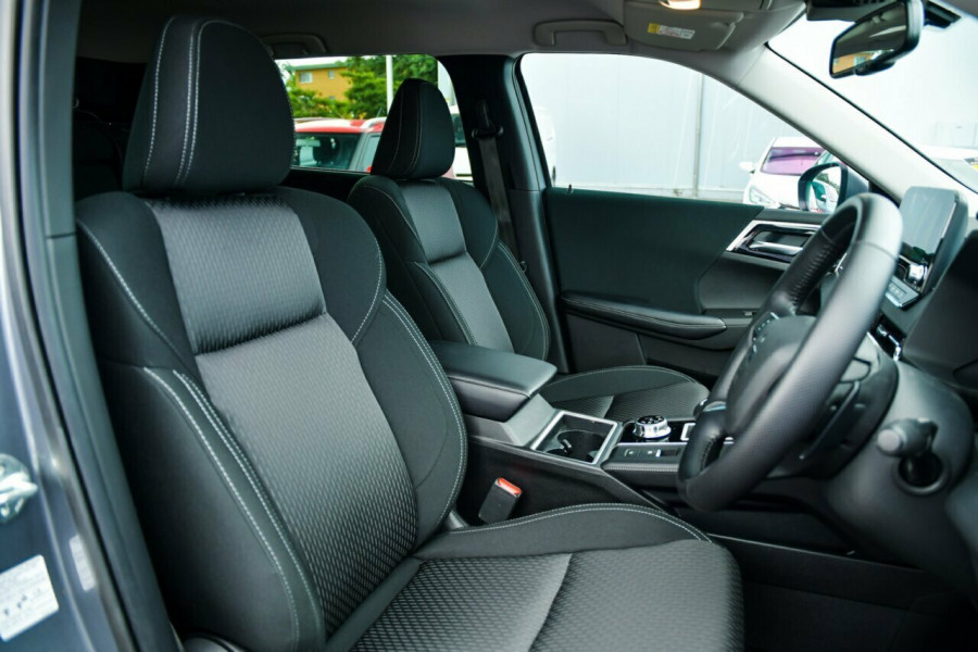 2023 MY24 Mitsubishi Outlander ZM LS SUV Image 20