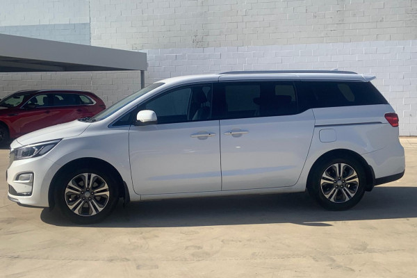 2020 Kia Carnival YP SLi Van Image 4