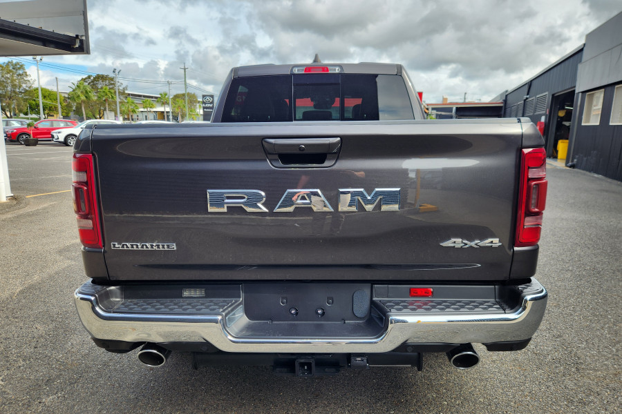2023 Ram 1500 DT Laramie Ute Image 6