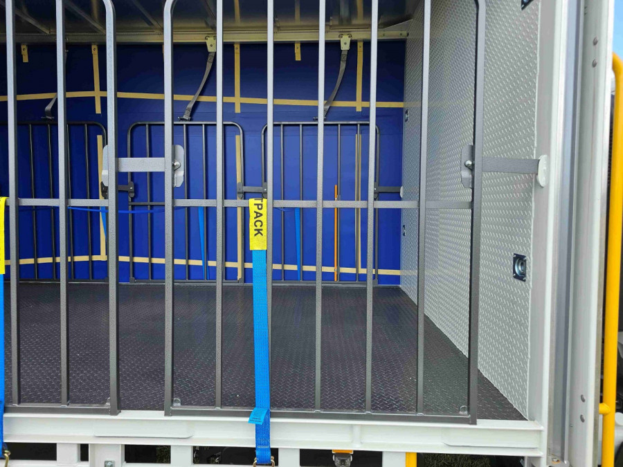 2025 Isuzu  NQR 88/80-190 AM D42 FREIGHT Curtainsider Image 9