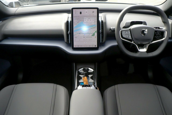 2025 Volvo EX30  Single Motor Extended Range Plus SUV Image 5