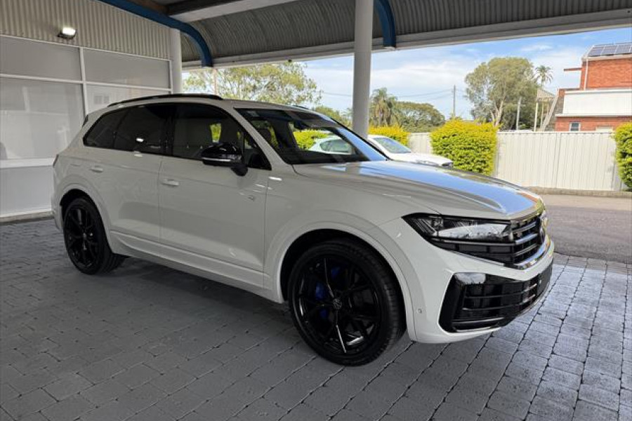 2024 MY25 Volkswagen Touareg RC R SUV Image 6