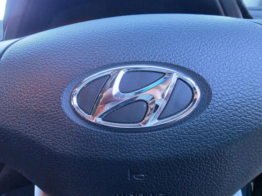 2019 MY20 Hyundai i30 PD2 Elite Hatch Image 24