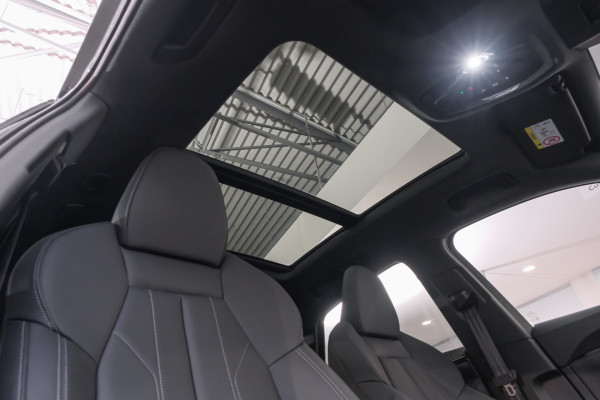 2026 Audi Q5 e-hybrid 270kW SUV image 15