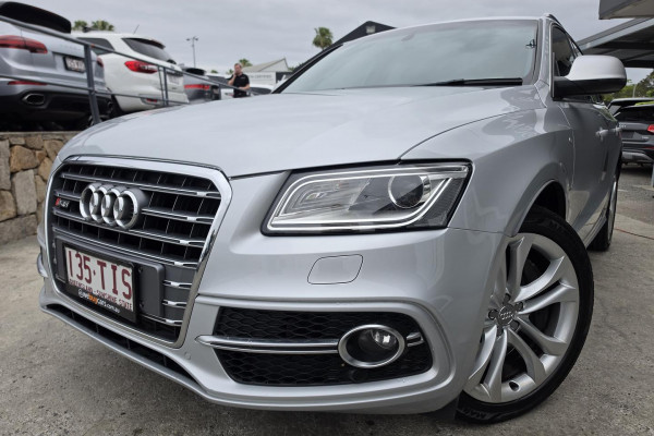 2013 Audi SQ5 8R TDI SUV Image 2