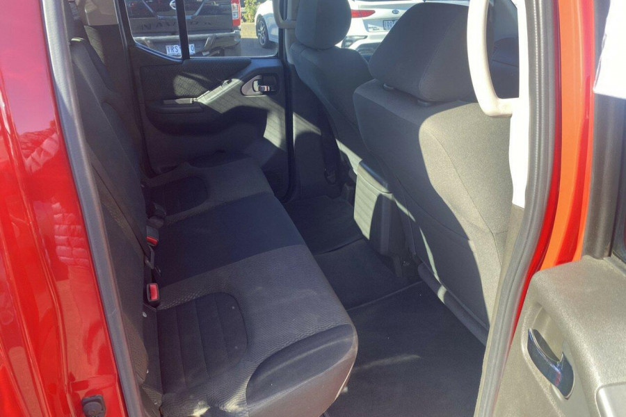 2013 Nissan Navara D40 Series 6 ST Dual Cab Pickup Image 6
