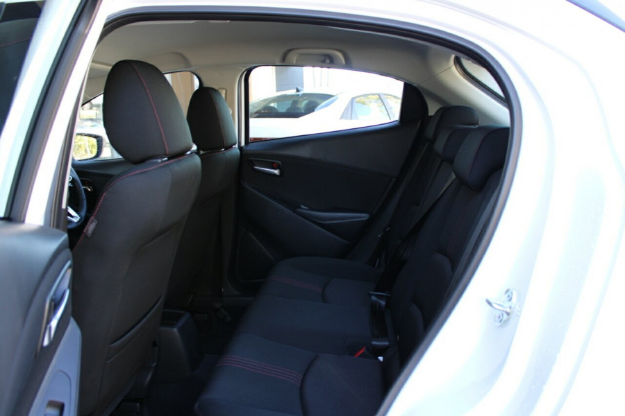 2026 Mazda 2 DJ Series G15 Evolve Hatch Image 17