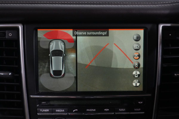 2015 Porsche Panamera Coupe image 21