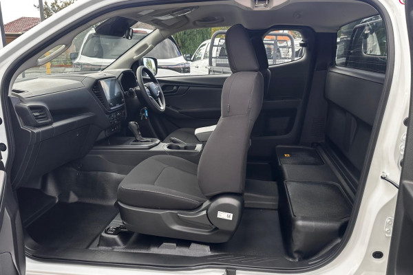 2026 MY25.5 Isuzu D-MAX RG SX Cab Chassis Image 22