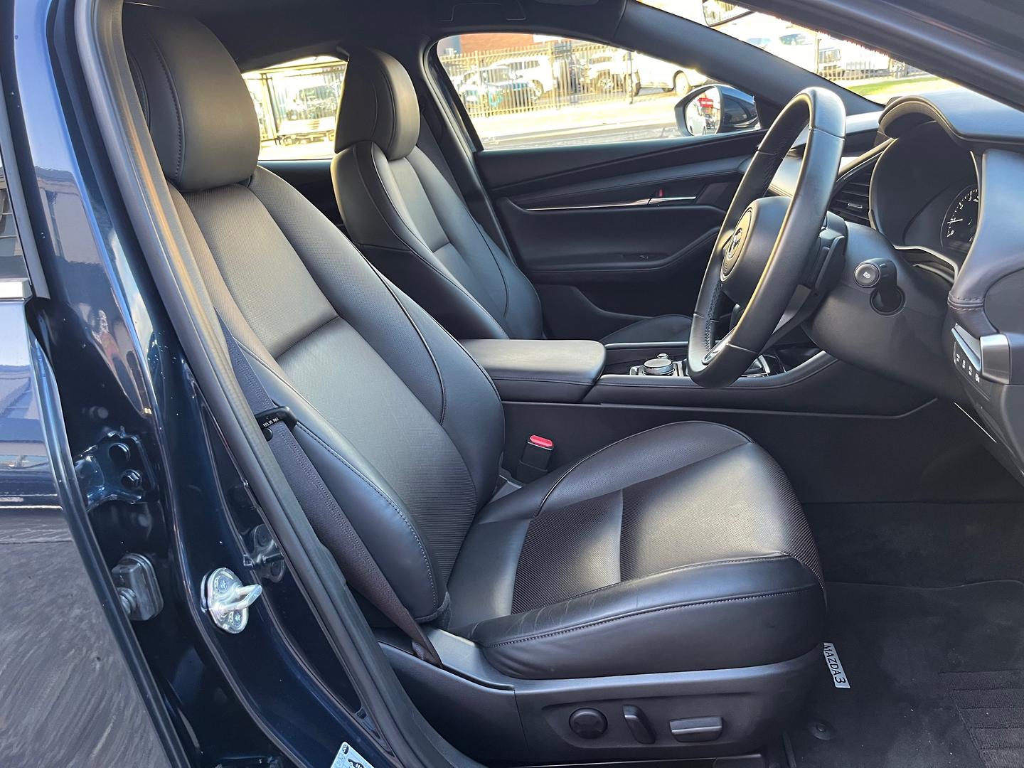 2023 Mazda 3 BP Series G20 Touring Hatch Image 10