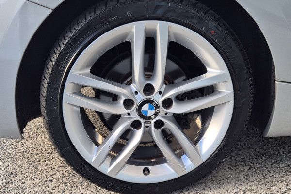 2015 BMW 2 Series F23 Turbo 220i M Sport Convertible Image 21
