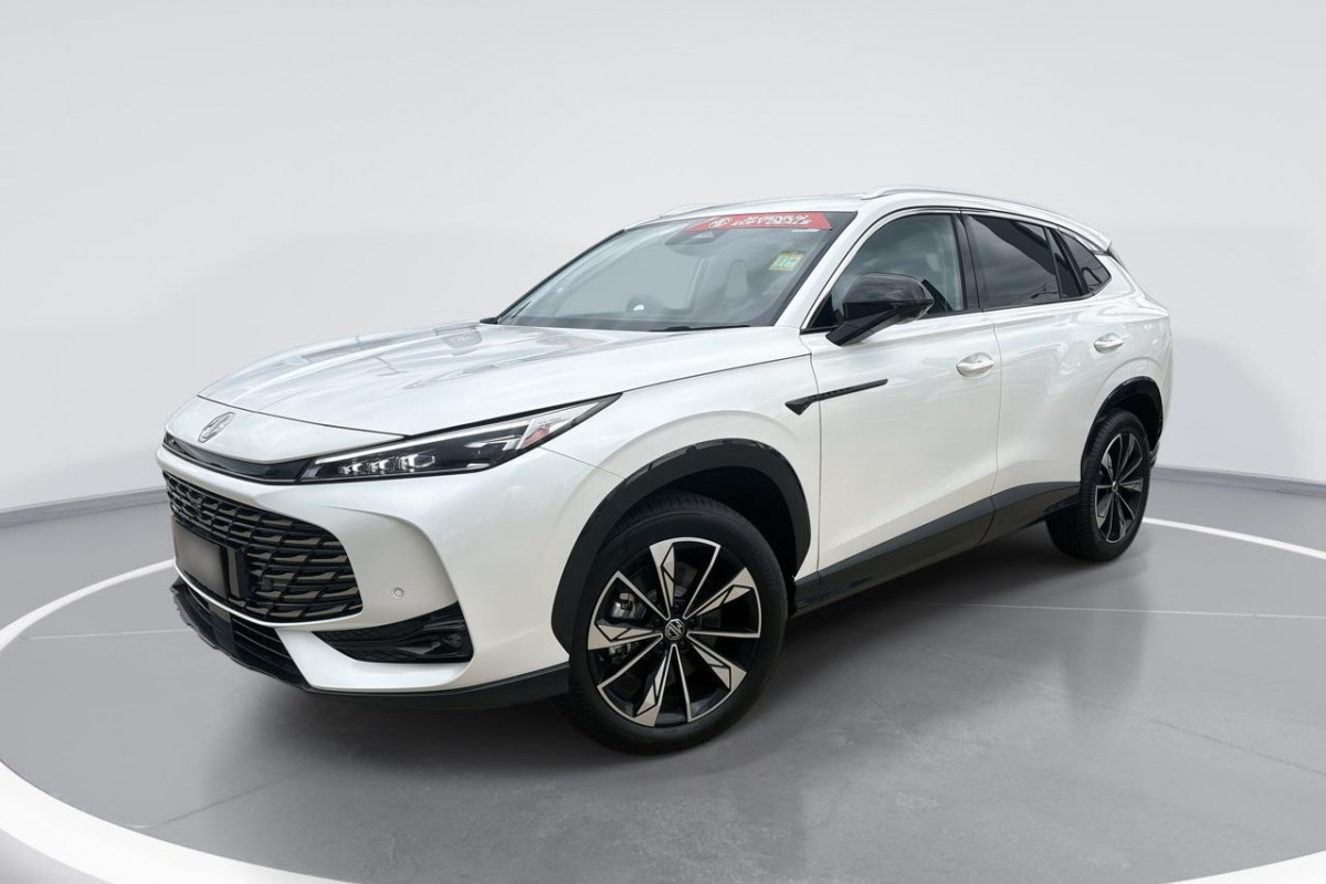 2025 MG HS AS33H Essence Hybrid+ SUV