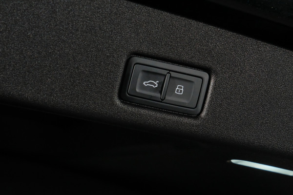 2026 Audi Q5 e-hybrid 270kW SUV image 17