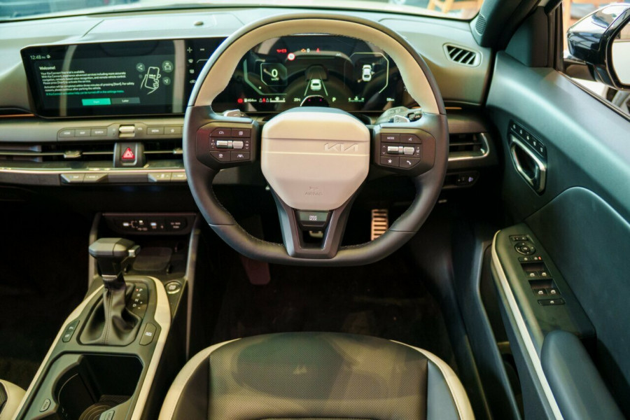 2025 Kia K4 CL4m GT-Line Sedan Image 7