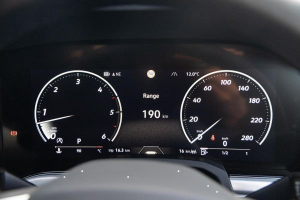 2026 Volkswagen Touareg RC 210TDI Wolfsburg Edition SUV Image 12