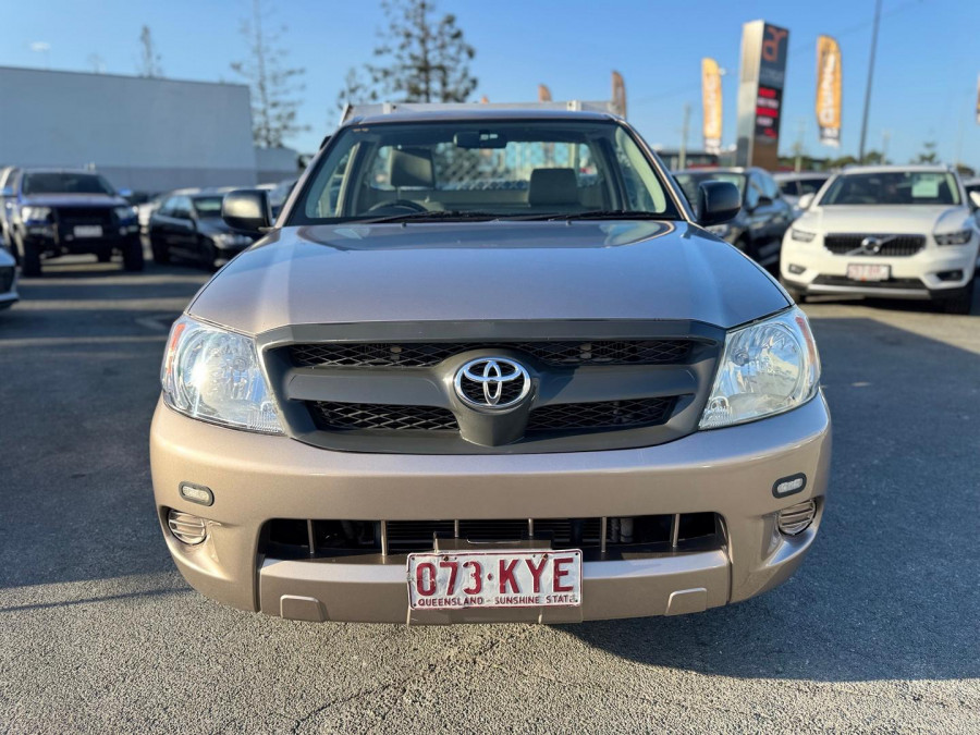 2008 Toyota HiLux TGN16R WorkMate Cab Chassis Image 3