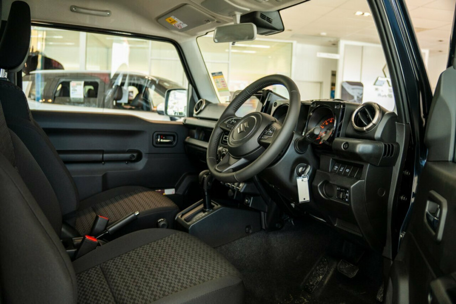 2024 Suzuki Jimny JB74 GLX Coupe Image 9
