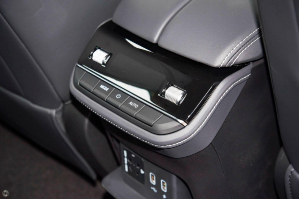 2025 LDV D90 SV9A Mode SUV Image 15